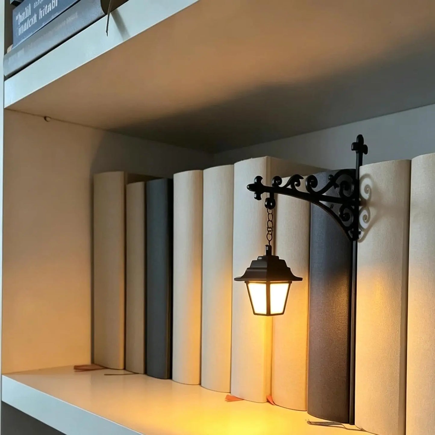 IVOSOMA® Mini Library Lantern Shelf Lamp for Cozy Reading Nook Decor