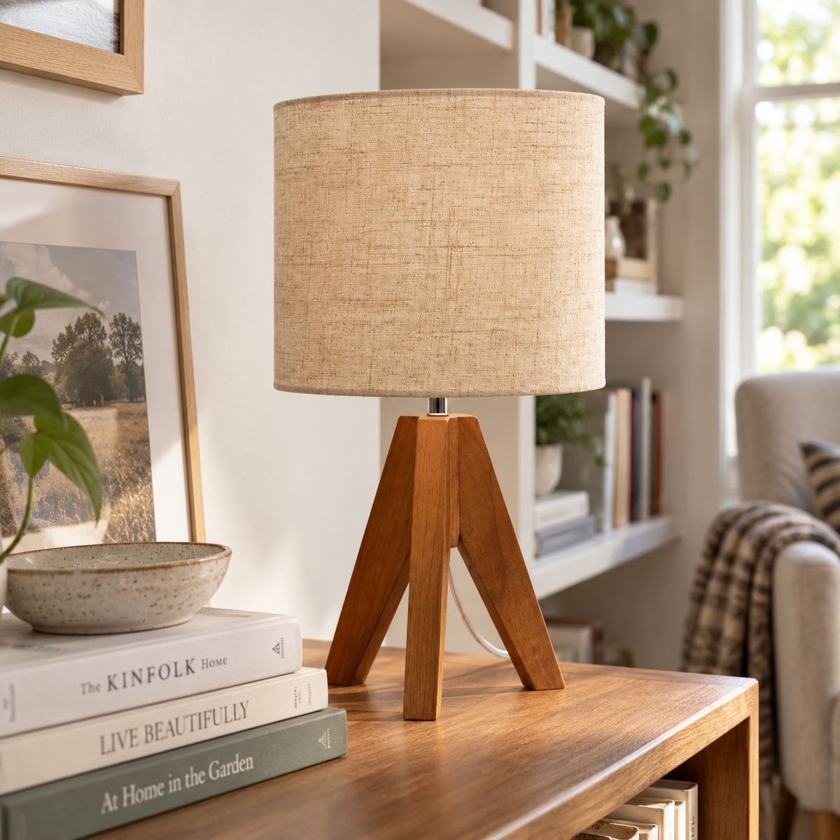EDISHINE 14.2-Inch Tripod Table Lamp with Beige Linen Shade